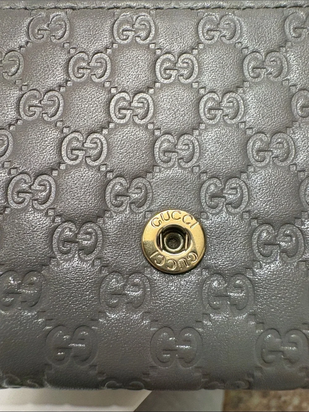Gucci very clean